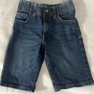 Lee Extreme Motion Boy Size 7 Regular Jean Shorts.